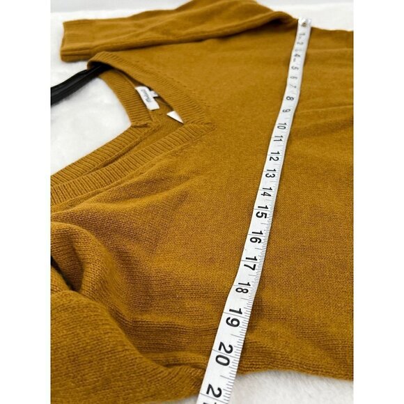 Madewell Double-V 3/4 Sleeve lightweight knit Sweater Size XS Egyptian Gold NWT - Picture 5 of 7